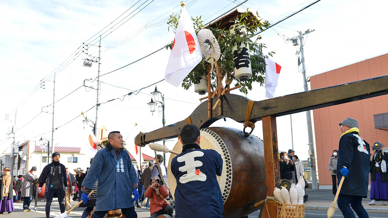 鳥追い祭